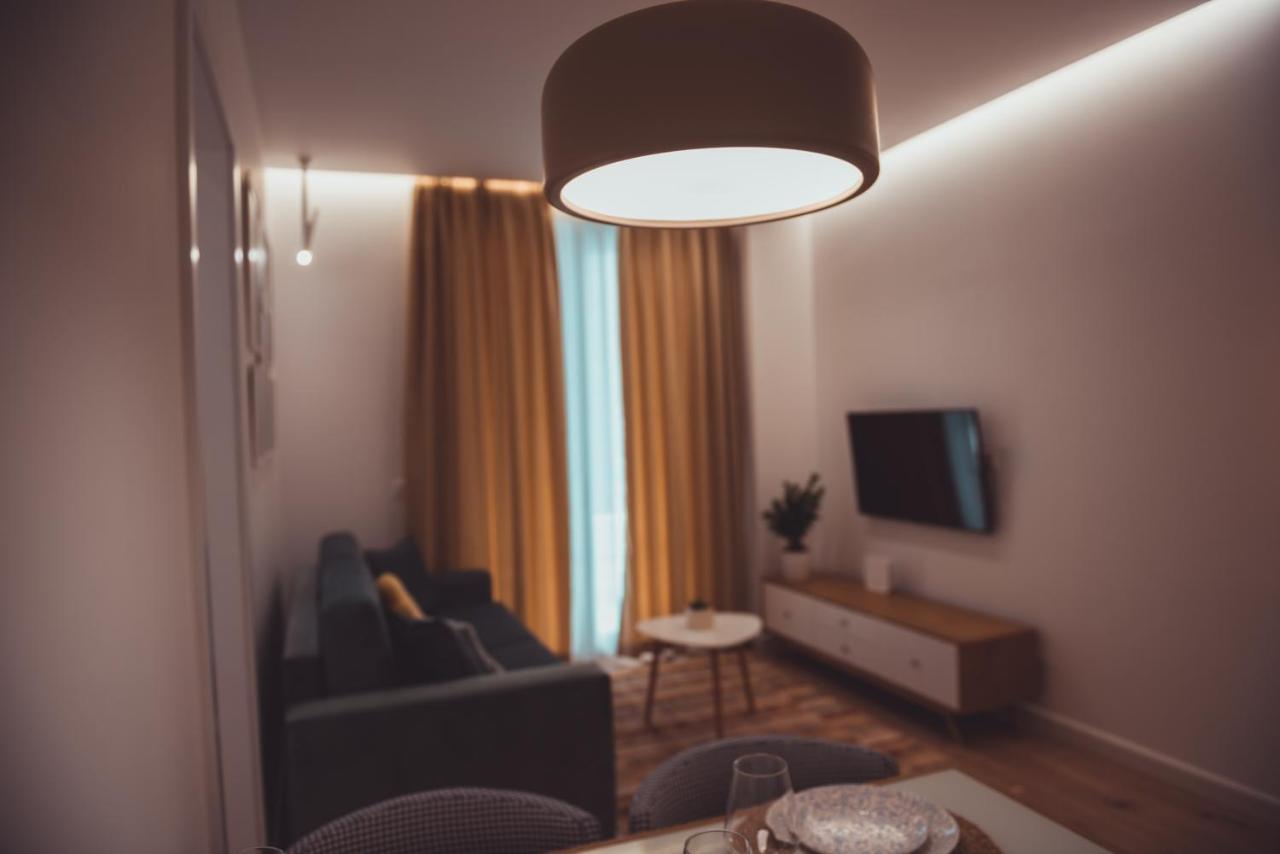 Tam Skanderbeg Square Serviced City Center Apartment No1 ติรานา ภายนอก รูปภาพ