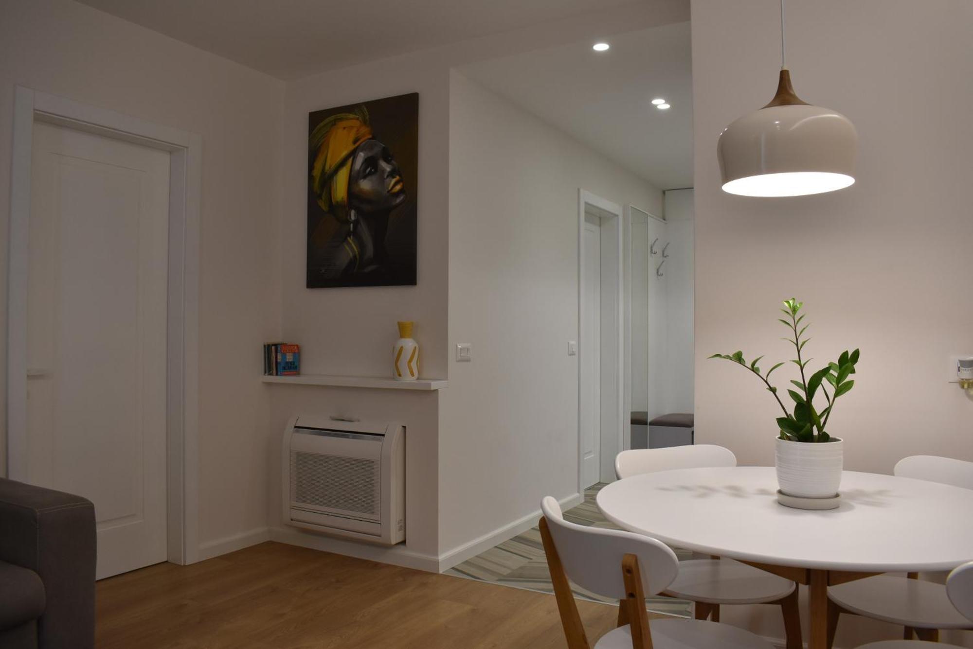 Tam Skanderbeg Square Serviced City Center Apartment No1 ติรานา ภายนอก รูปภาพ