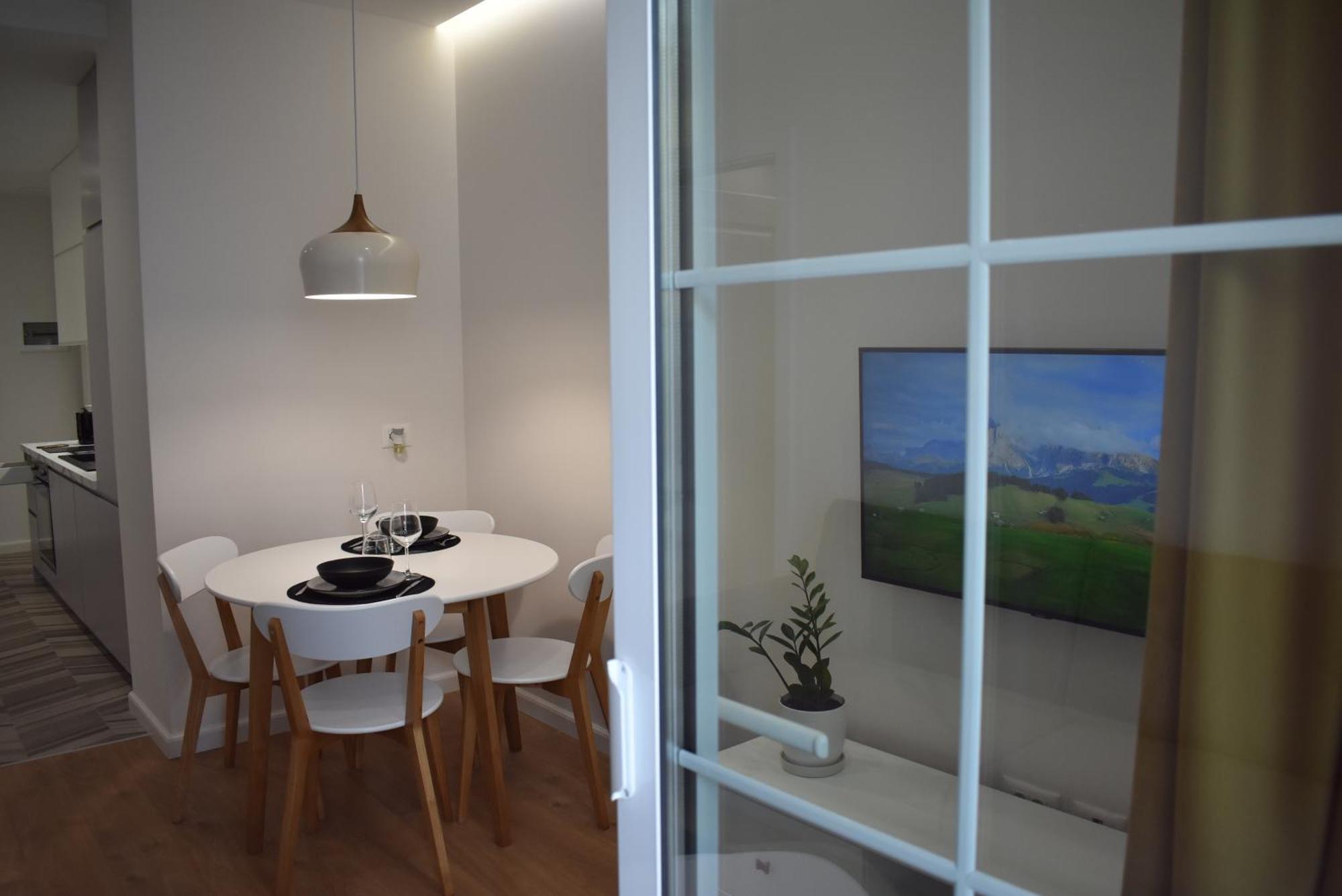 Tam Skanderbeg Square Serviced City Center Apartment No1 ติรานา ภายนอก รูปภาพ
